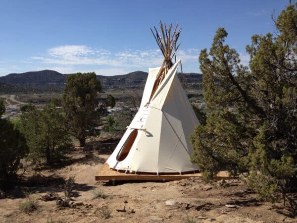 16' Tipi Side1