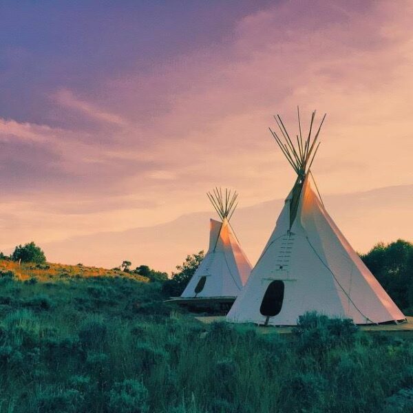 20' Tipi Front2